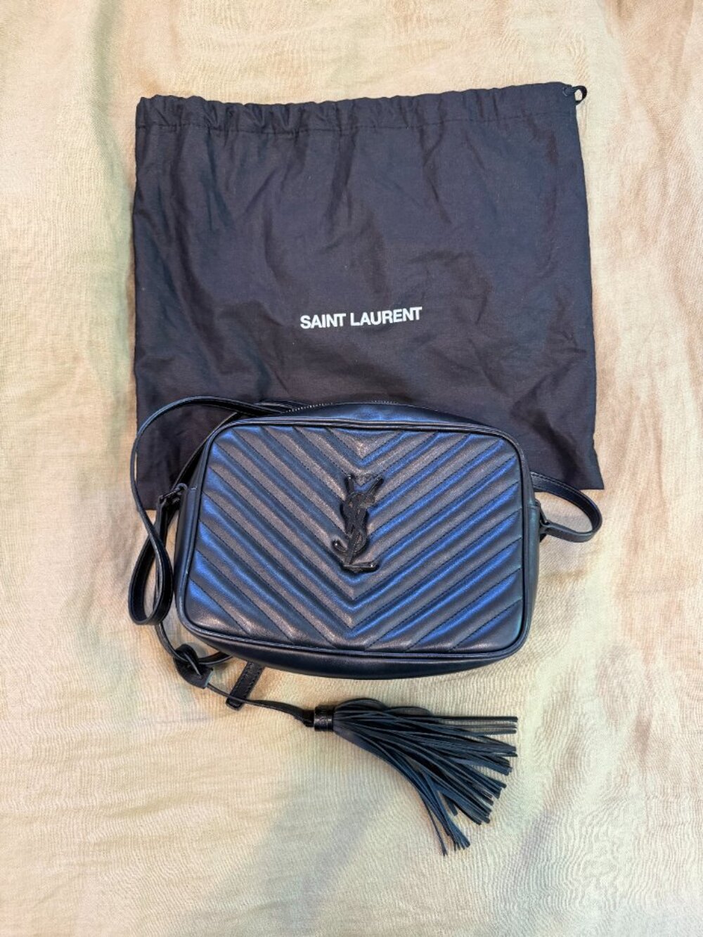 Yves Saint Laurent Black Chevron Leather Lou Tassel Camera Crossbody Bag - Picture 8 of 8
